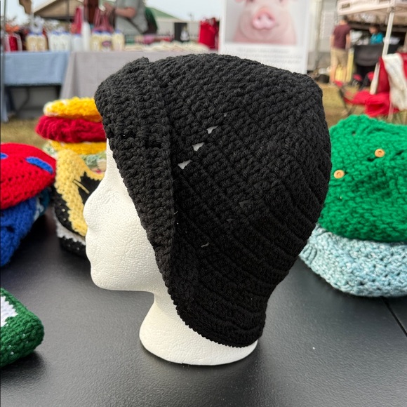 Black Crochet Beanie Hat - Picture 4 of 8